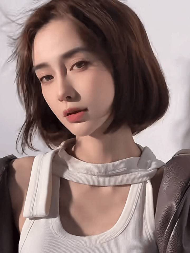angelababy angelababy 我笔下的春写的是你，写下黄昏与你重逢