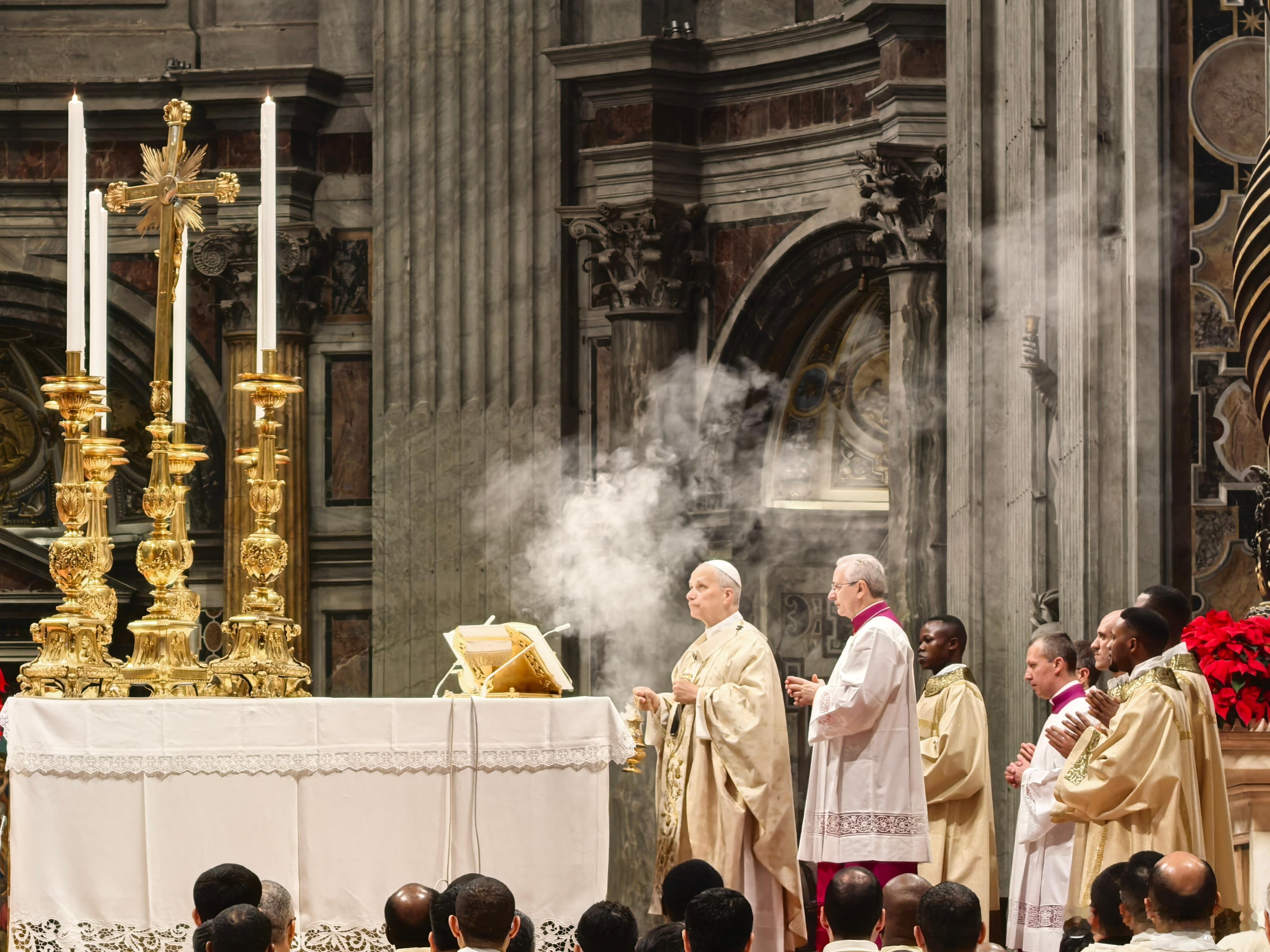 梵蒂冈圣彼得大教堂，25日圣诞主日弥撒此次是31年来首位由教宗亲自主持圣诞日间弥