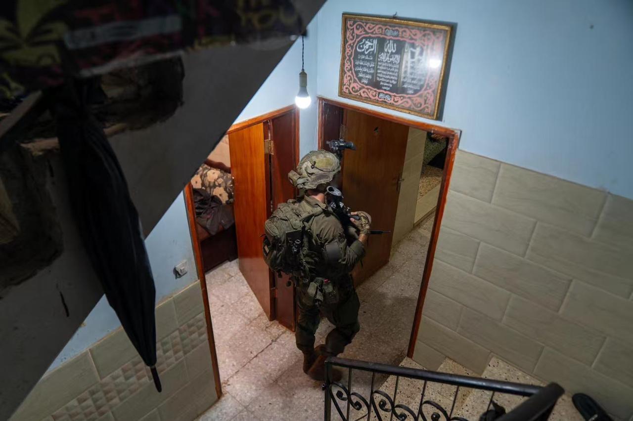 哈马斯太难了，这次是中计了！人质放了，停战签了！以色列继续展开特种侦察战斗，加沙