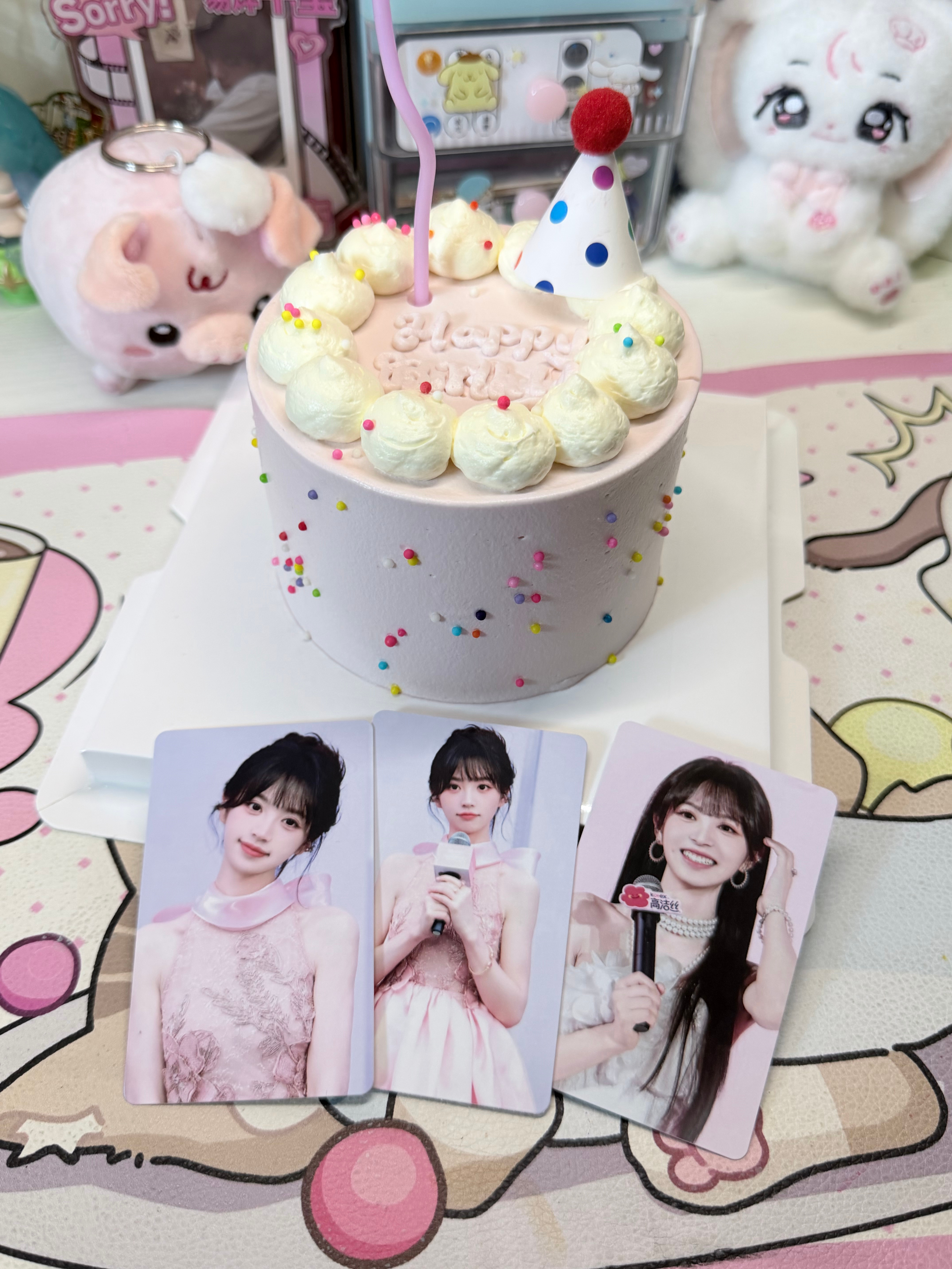 借雪球蛋糕🎂拍了小卡 萌之！ 