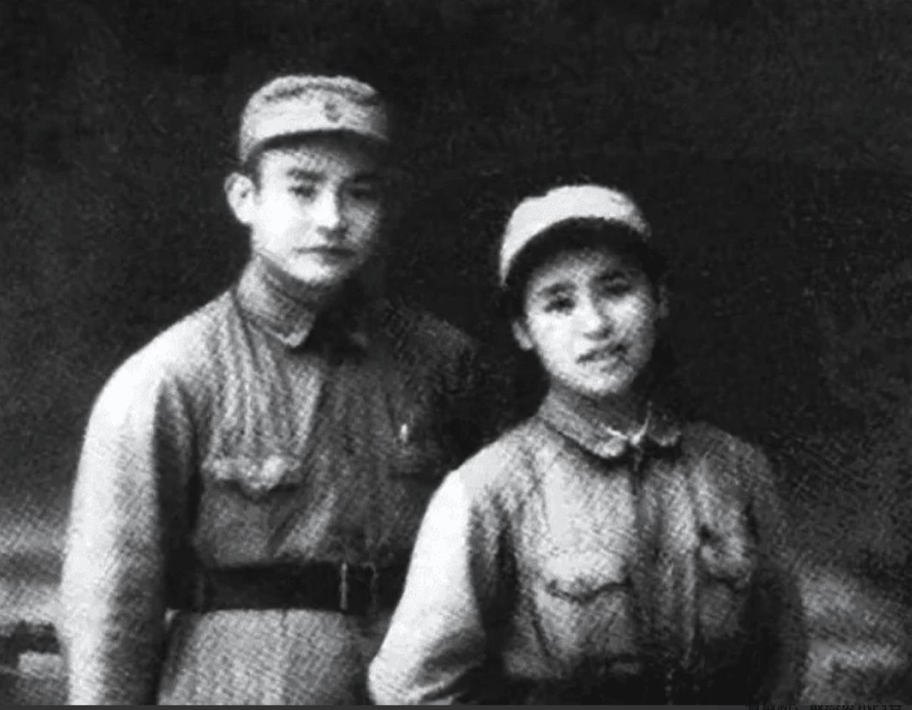 1942年，爱妻中弹牺牲，因妻子留下的“三个字”，他守节6年，相亲见3面，就要结