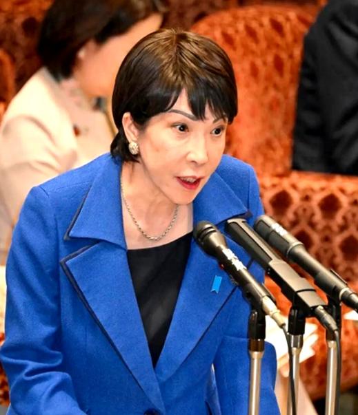 日本这回被揍，
为啥西方国家没一个吭声的？
原来是在闷声发大财？


虽然日本这