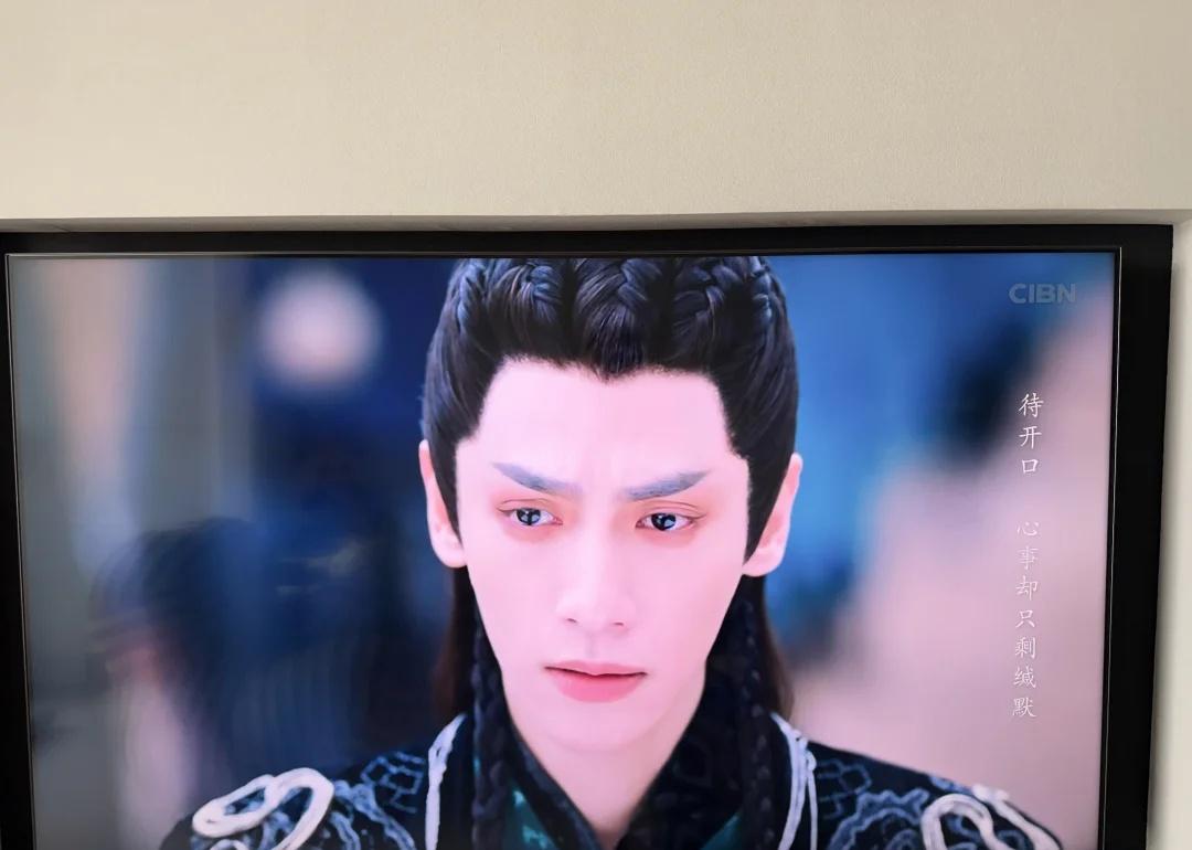 长月烬明
我为什么要这么虐自己啊～
都看第三次了，还是这么心疼
@罗云熙 谢谢你