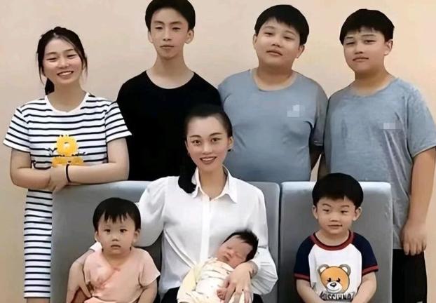 牛人操作！2006年，一个打工妹嫁给北大的高材生后，靠着“多子多福”的理念，就给