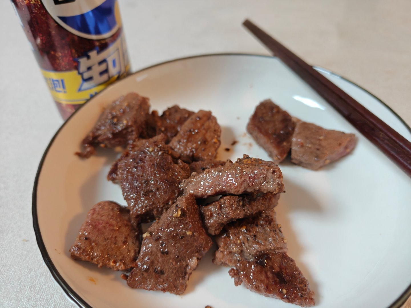 晚上没吃饭，就开车往返发布会，一直堵车太饿了，吃上的时候好幸福[爱你] ​​​
