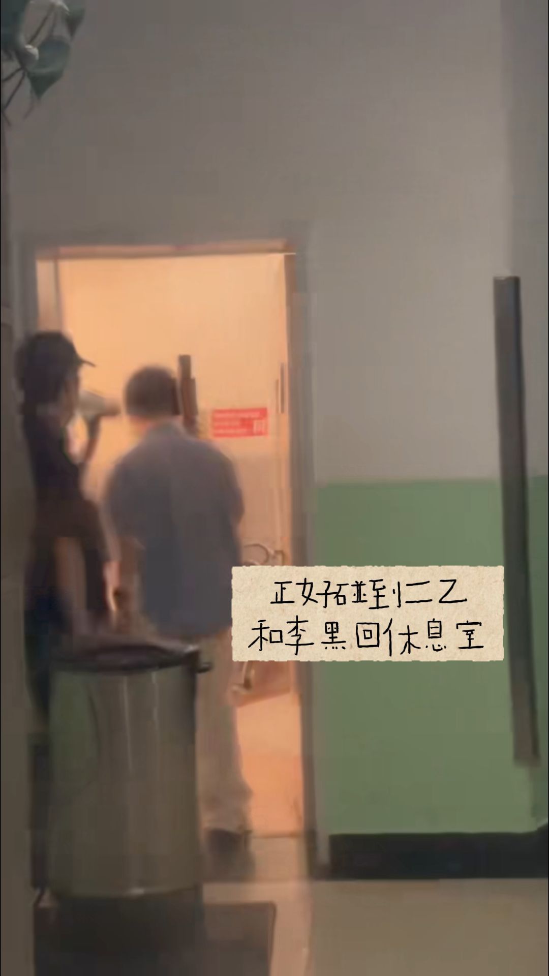 八月88👋捡点没发过的 