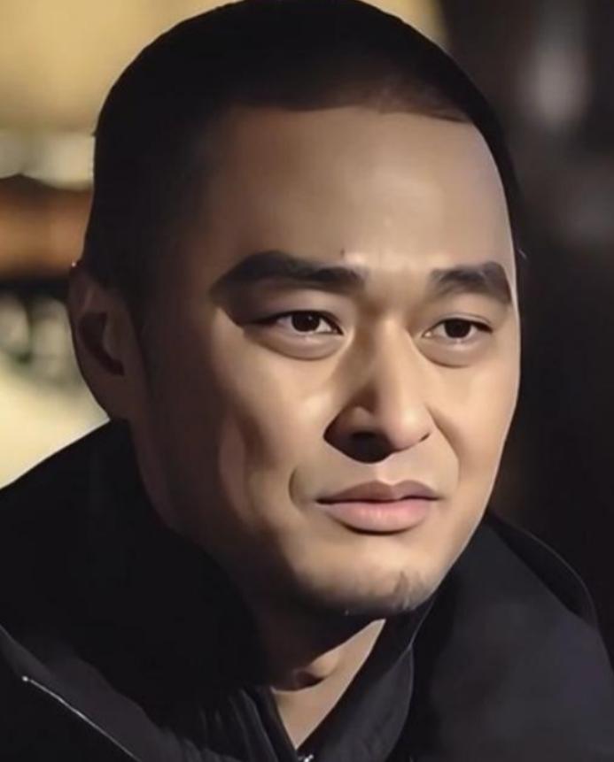 “身家上亿”的北京协和医学博士冯唐，再次抛出惊人“言论”，他说：“没事不要和任何