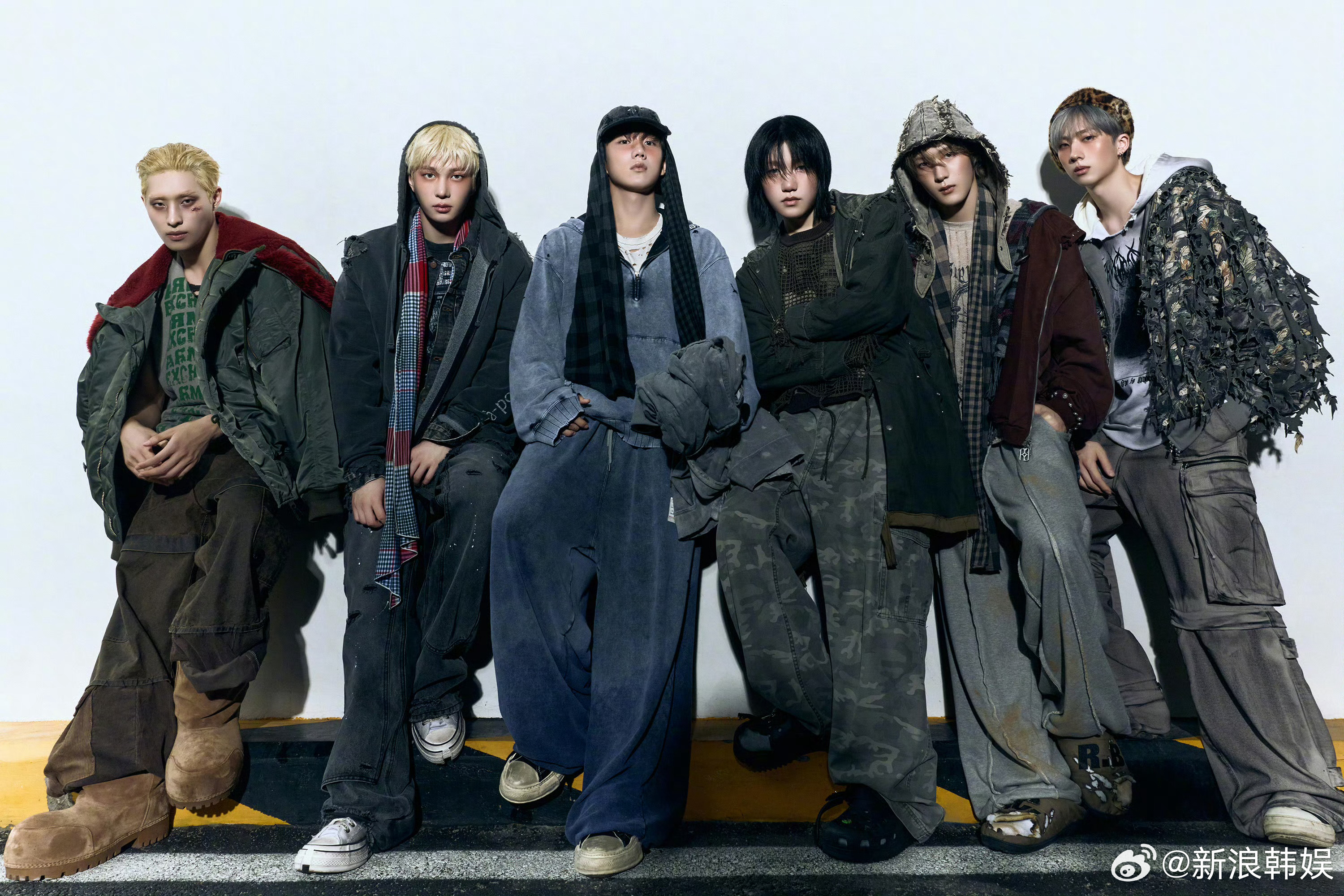 P1Harmony预告照 P1Harmony 概念预告照公开，将于3月12日回归