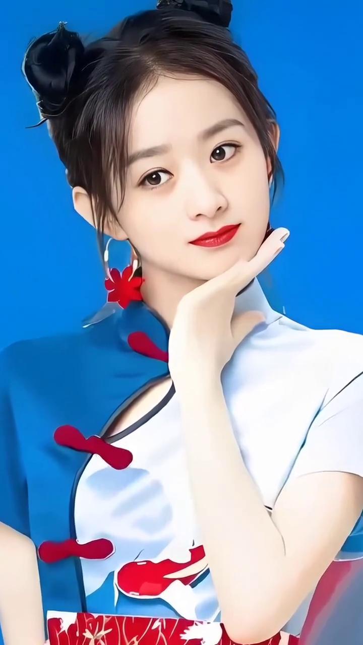 十位农村走出来的明星谁最火？
·年少的王宝强，现在的王宝强。
·年少的赵丽颖，现