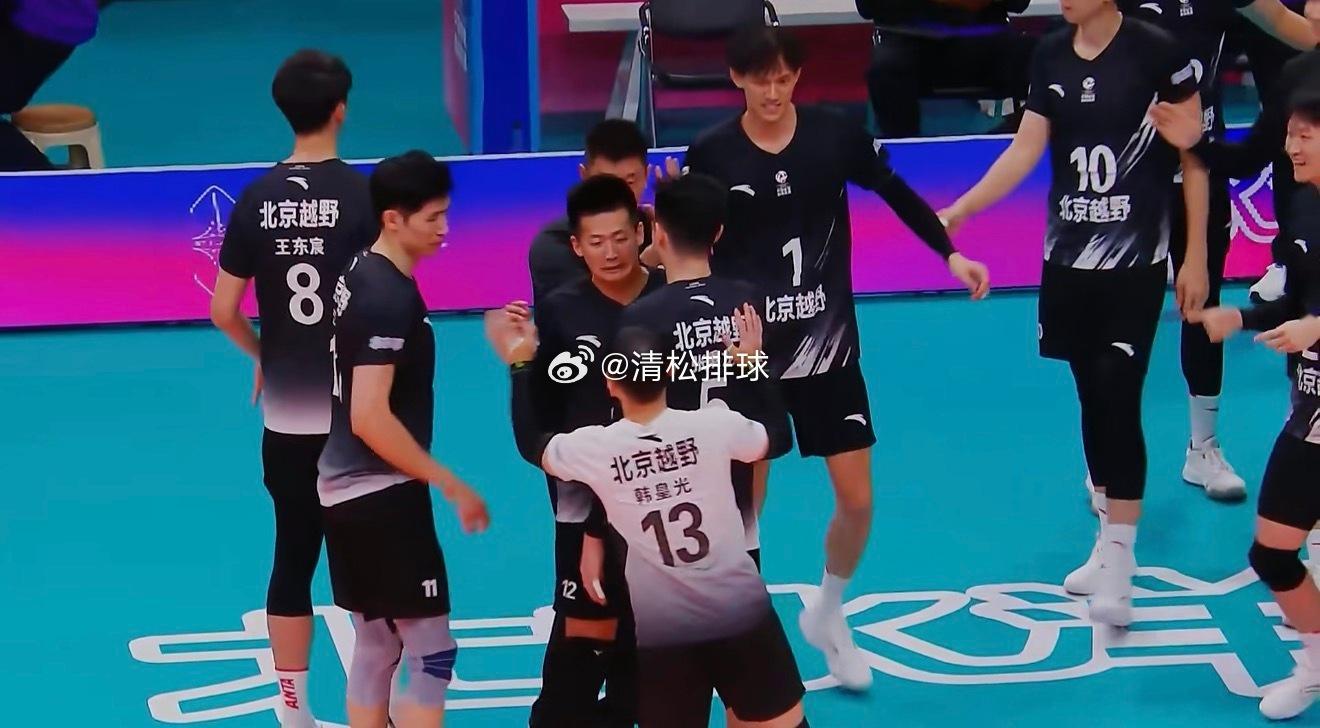 【北京男排横扫浙江夺联赛首胜】2025-2026中国男排超级联赛常规赛A级第三轮