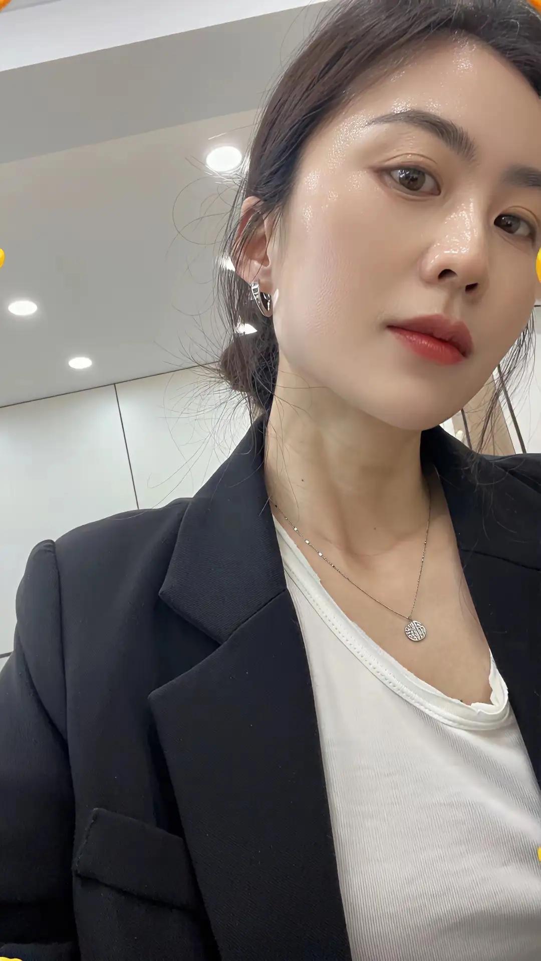 起床上班了
