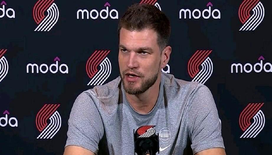 杨瀚森又被按在板凳上了，打猛龙直接DNP（没出场）！
 

说实话，看着咱自家孩