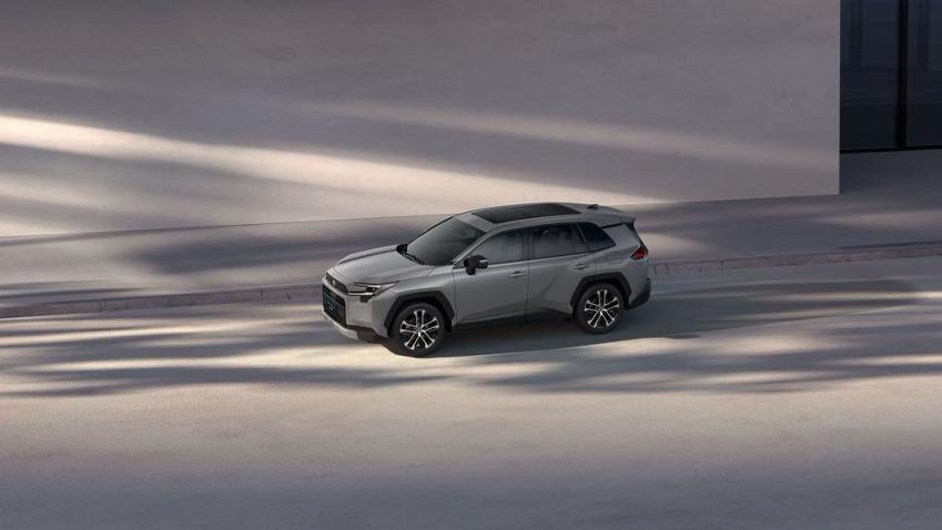 不管你信不信。这就是赤裸裸的事实。

1，油车17万：使用6年油费约5.1万，回