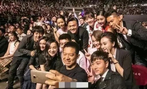 贾老板的巅峰时刻，如今造车多年，量产都没做到…… ​​​