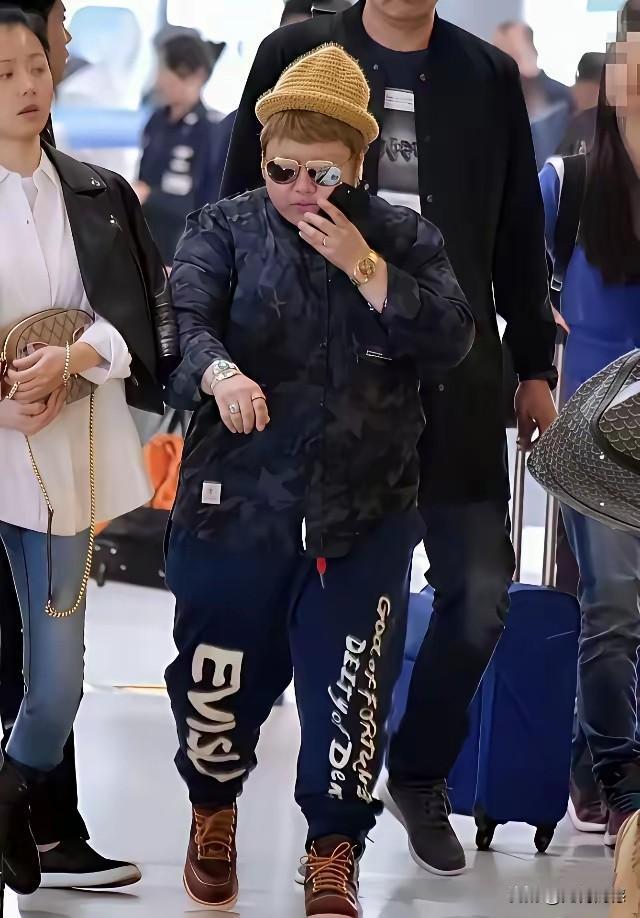 韩大善人能够一步步走到今天，积累这么大的声望，拥有这么大的影响力，真是很传奇的，