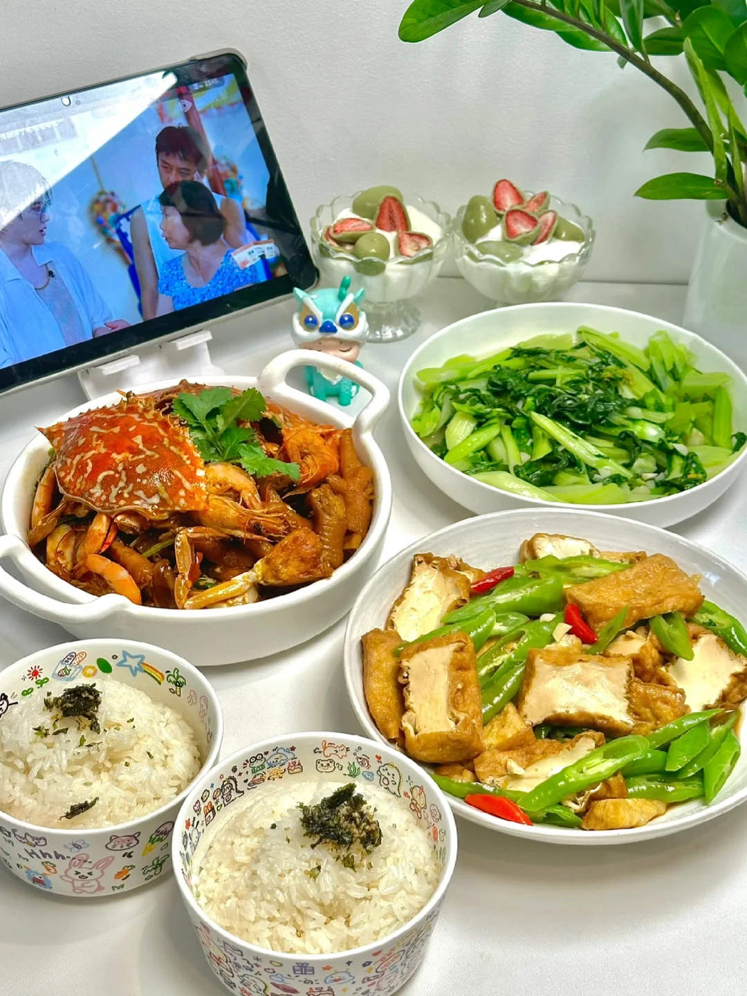 二人食｜香香辣辣的鸡爪肉蟹煲🥘
