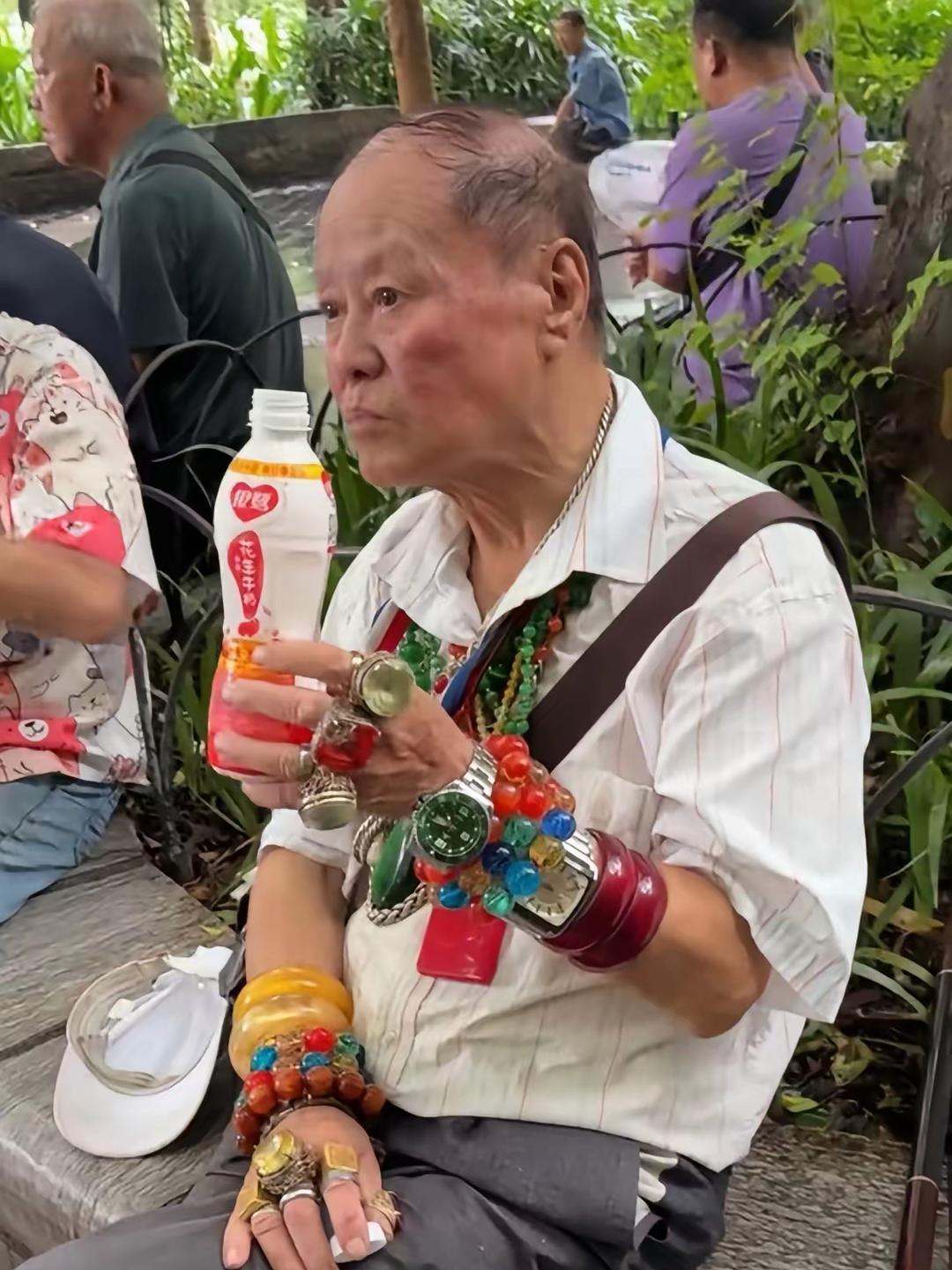 这大爷这富炫得，我是哑口无言