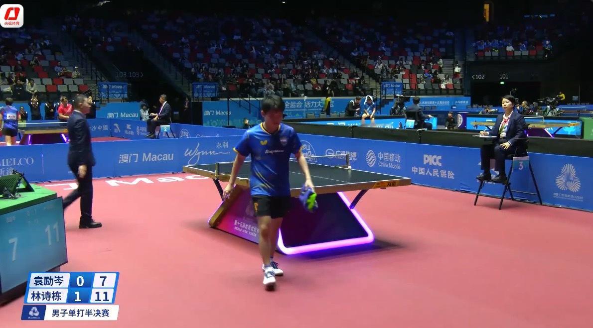 林诗栋1-0袁励岑 