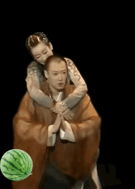 不得不说，现在舞台剧脑洞好大，表演形式格外大胆。