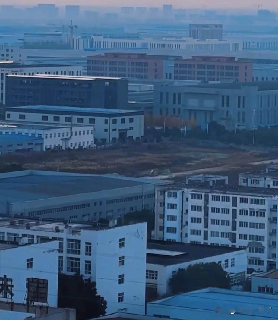 浙江省义乌市发往安徽省寿县的快递，可以做到隔夜达，真快
笔者昨天晚上6点多，家里