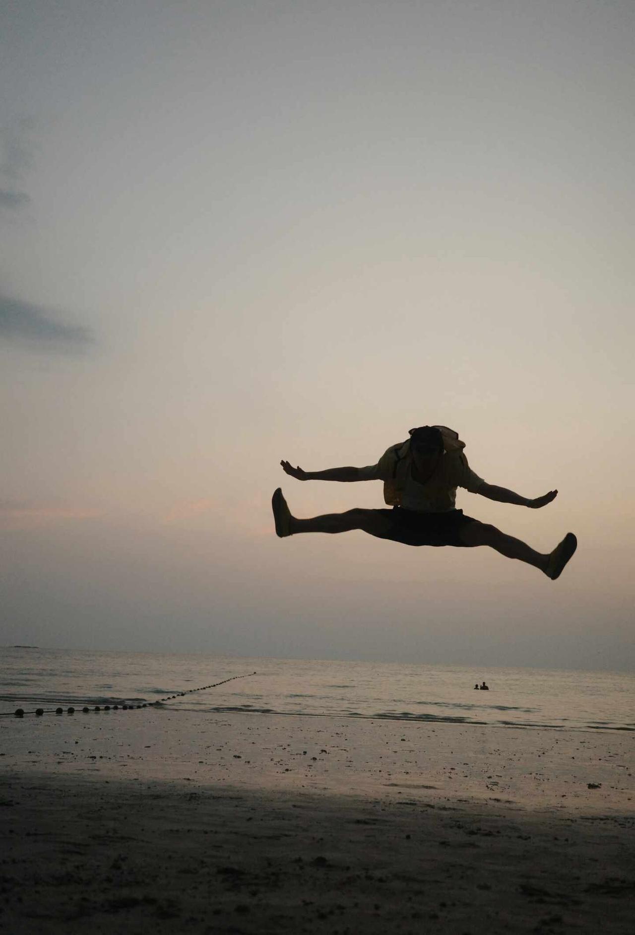 🐶宝…运动天赋太好了吧[偷笑]，怎么能蹦这么高[呃R][呃R][呃R]黄子弘凡