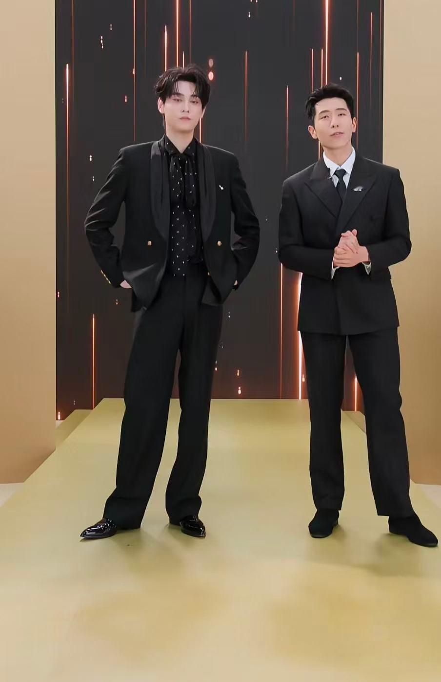 田栩宁直播变魔术 相纸变照片那一刻直接惊呆，田栩宁直播变魔术也太会了吧，被帅到了