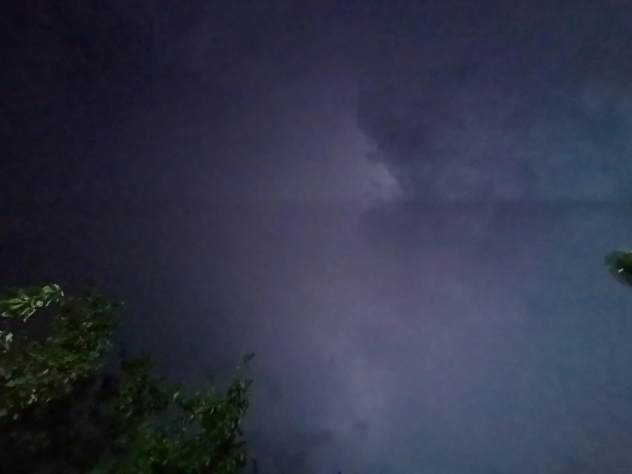 孙女，爷爷双溺水死亡

这几天暴雨，导致河水暴涨，很多水库提闸放水，很多鱼儿也从