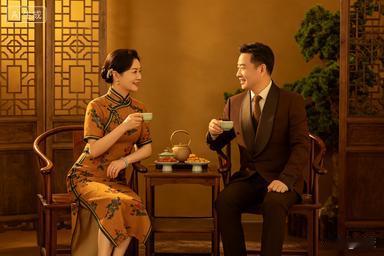 一位性学专家说：
“男人明目张胆地好色，女人不声不响地好色。女人偷偷浏览那种片子