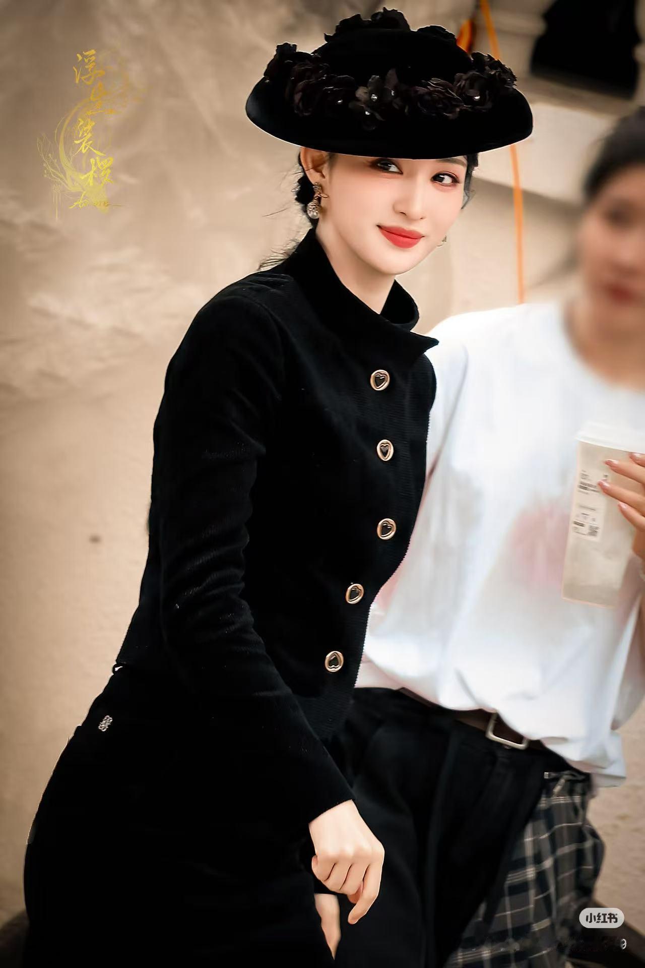 王楚然浮生妆造出圈浮生就是王楚然的时装秀，横跨多个时空，都市，古装，民国每一套都