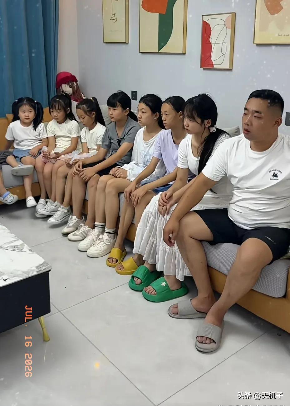 大妹叫招娣，二妹叫来娣，三妹四妹叫什么