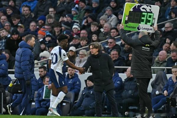 法兰克坦言时机不对：放走布伦南·约翰逊让热刺付出代价托特纳姆热刺主帅托马斯·弗兰