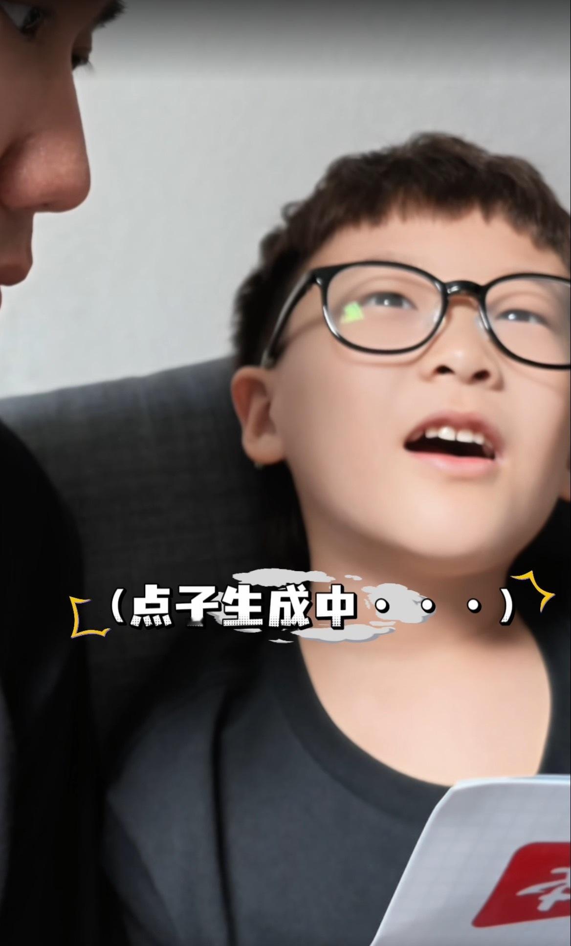 出发时只打算买只玩偶羊，谁知道演变成大老远接真羊的阵仗。小狗都像看过剧本似的，跟