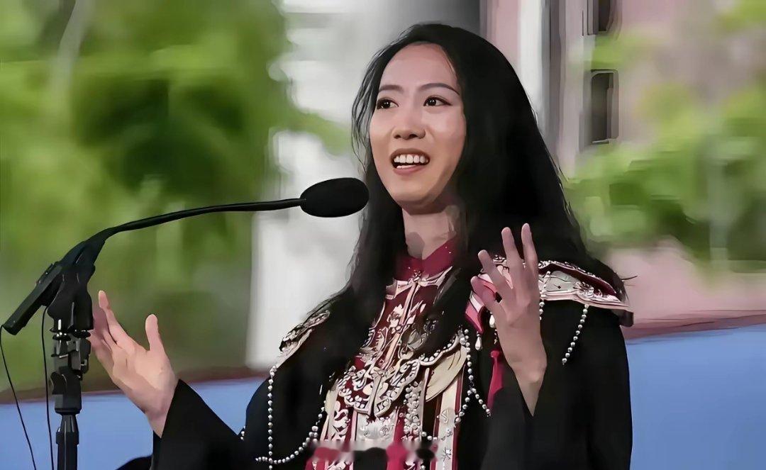 最近被刷屏的哈佛毕业演讲小姐姐，被扒得底裤都不剩了，原来所谓的寒门逆袭，根本是场