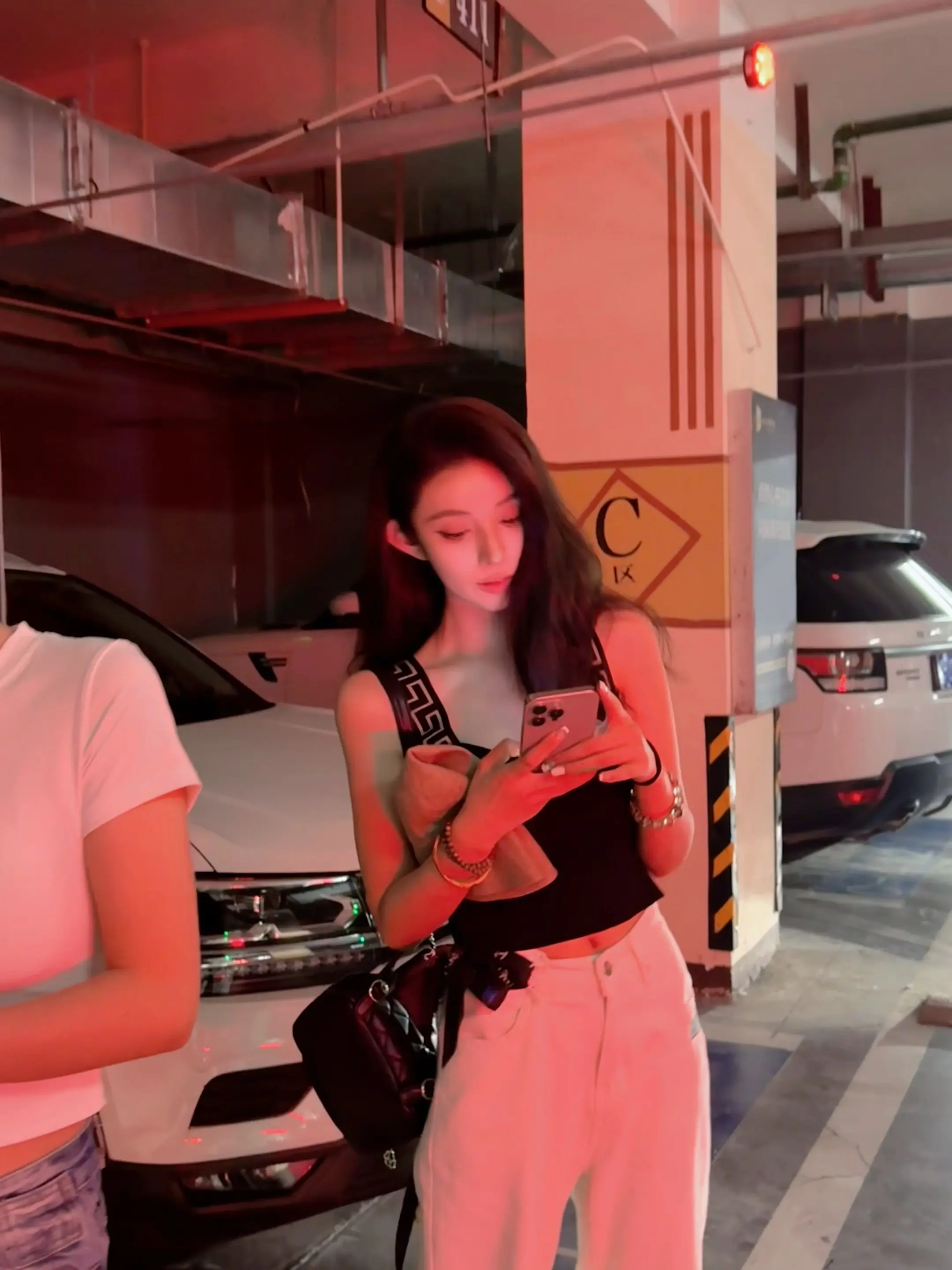 大千世界 谁跟你个蠢货计较那么多呢