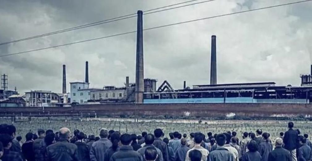 改革开放，可以把国有企业，改成私人企业。改革开放，也可以把集体企业，改成个人拥有