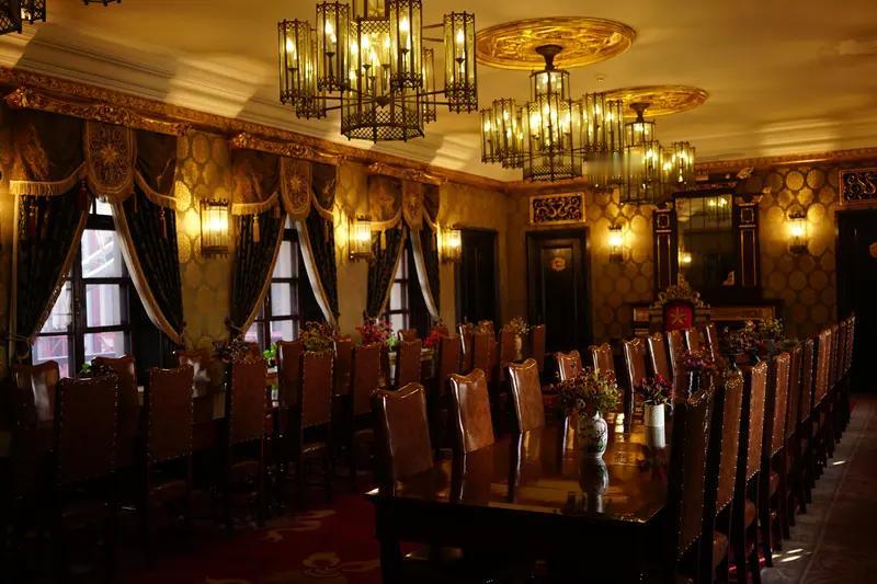 “娇龙厅”要面向公众开放啦！据新疆日报消息，它在昭苏县的灯塔知青馆，预计2月初就