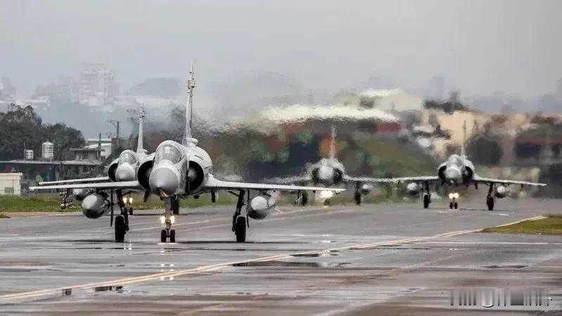 赔钱也要走！台军飞行员表示要退役
因解放军持续压力，台湾空军飞行员开始大幅退役。