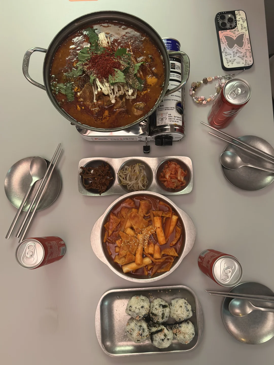 和朋友一起吃饭