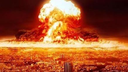 国外军事专家曾经推算，美俄一旦开战，全球可能死亡50亿人。但如果战争发生在中美之