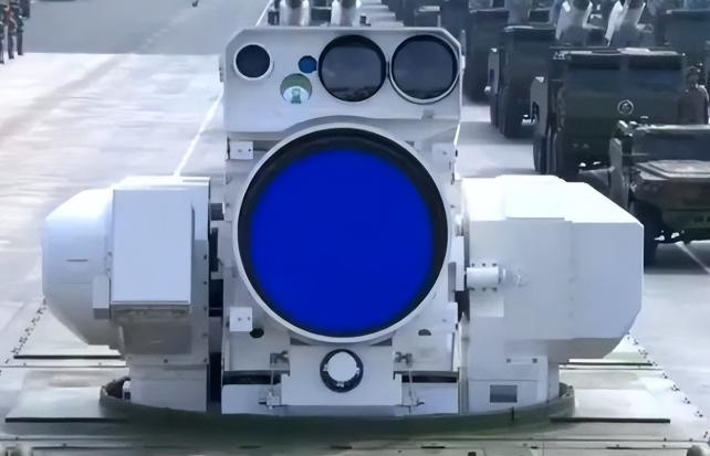 我们的激光武器，被沙特“退货”了？
 
9月3日，中国展示了新一代舰载激光武器L