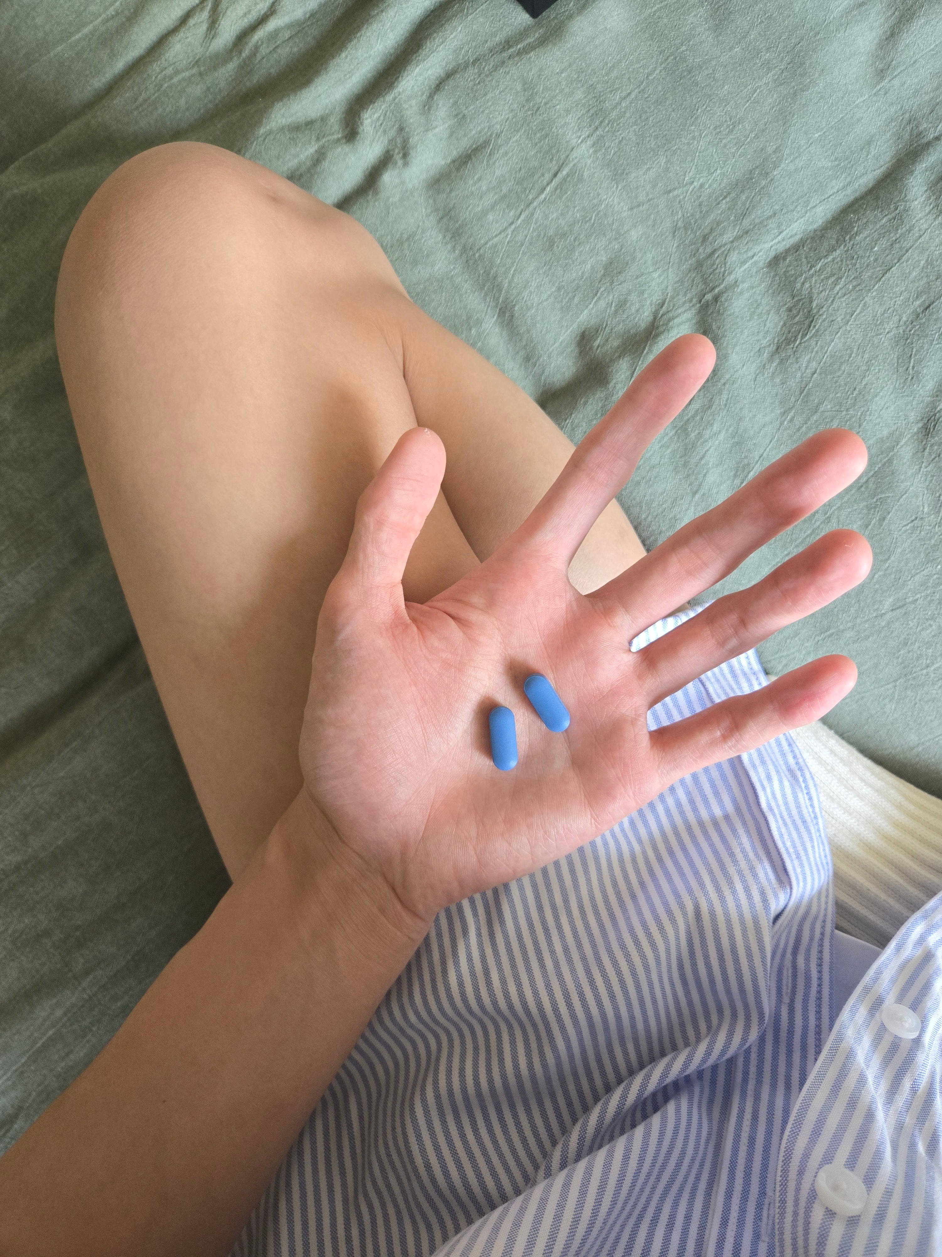 最近身体有点不对劲。。。。。。。。。。说不上哪儿坏了，就是整个人像被放了气的球。