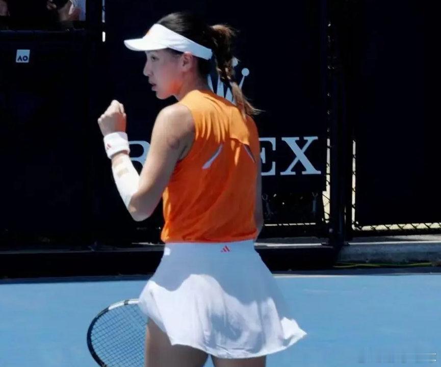 10记ACE轰出横扫！王欣瑜2-0卡利尼娜 第3次晋级澳网次轮王欣瑜晋级澳网女单