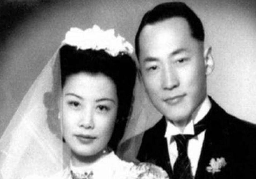 1947年，57 岁海关总署署长张福运对妻子李国秦说：“我们女儿怀孕了，孩子是我