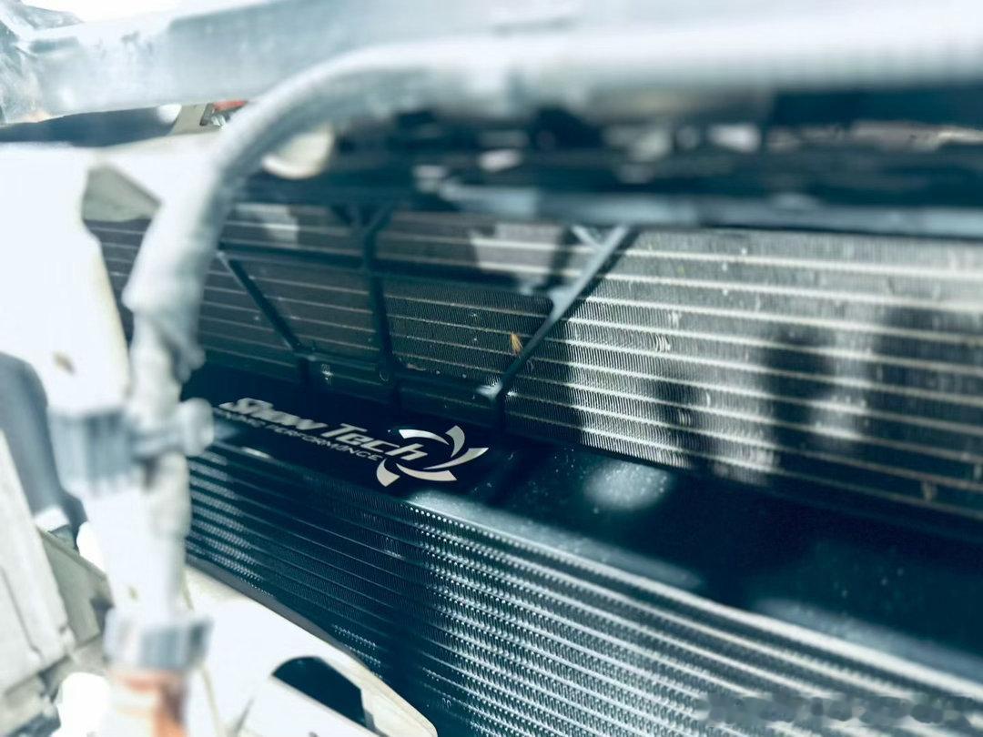 奔驰GLC63升级CSK头段200目 打通任督二脉 性能与声浪兼得 V8必改项目