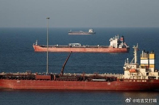 凤凰新闻【为什么全世界的钱又开始往美国跑？】这一轮美元走强，不是行情，是结构。截