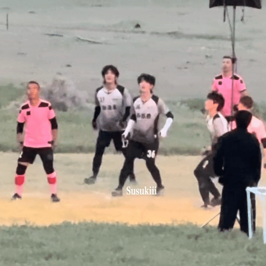 饼的头…梆梆硬… 
