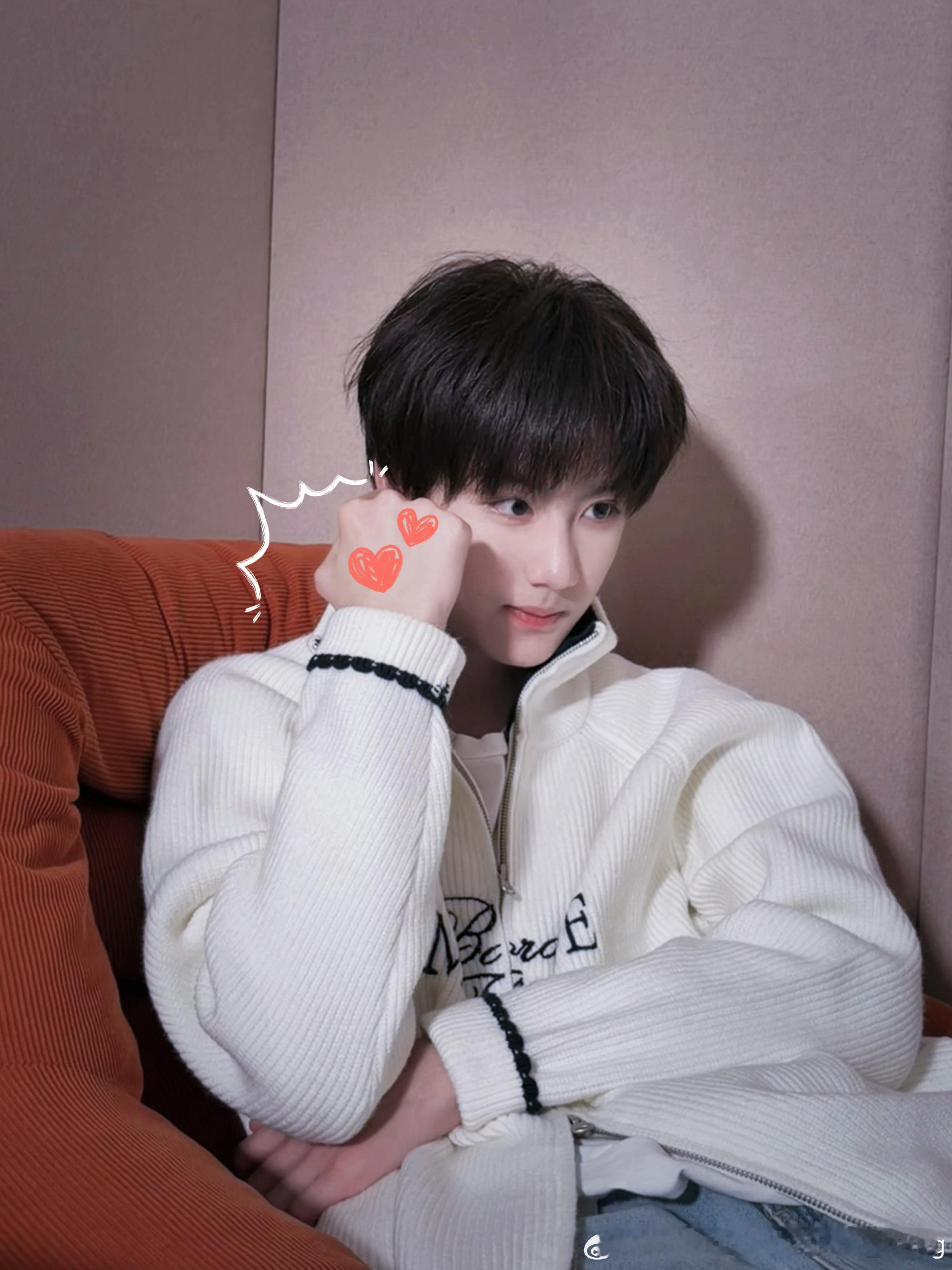 问卷调查：你觉得东东这个小宝宝怎么样？□暴躁的小宝宝□坏坏的小宝宝□太萌了简直萌