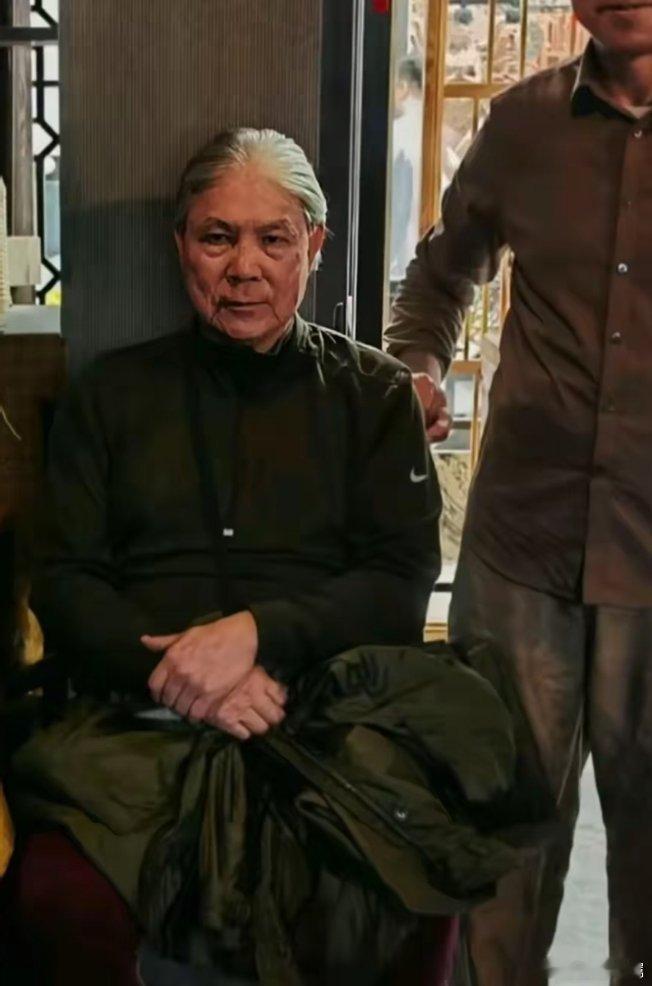 人生志气立，所贵功业昌 ​​​