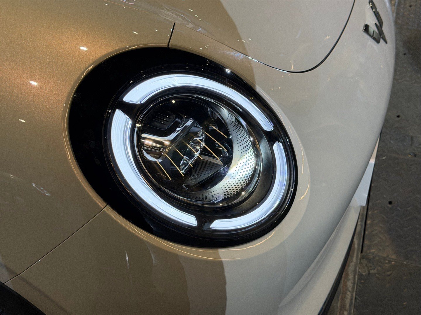 到缤果Pro发布会现场了，缤果Pro这车，第一感觉就是耐看，实车质感真的超出预期