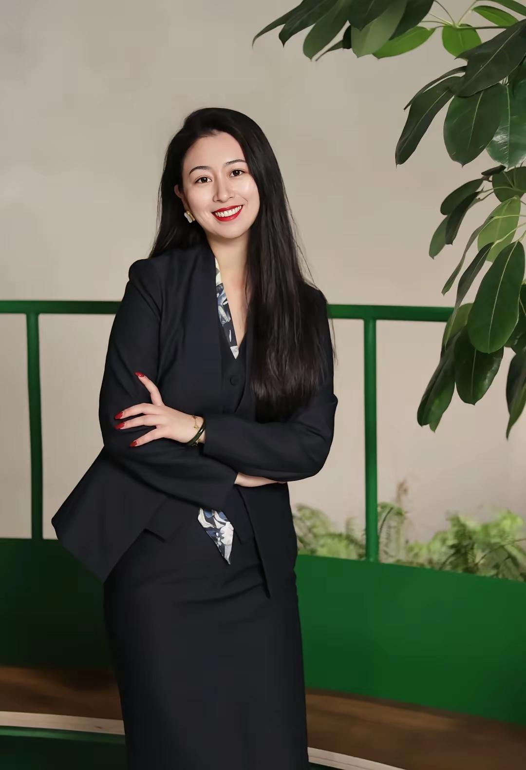 秘密坏在太深的隐藏，谎言败在反复的解释。